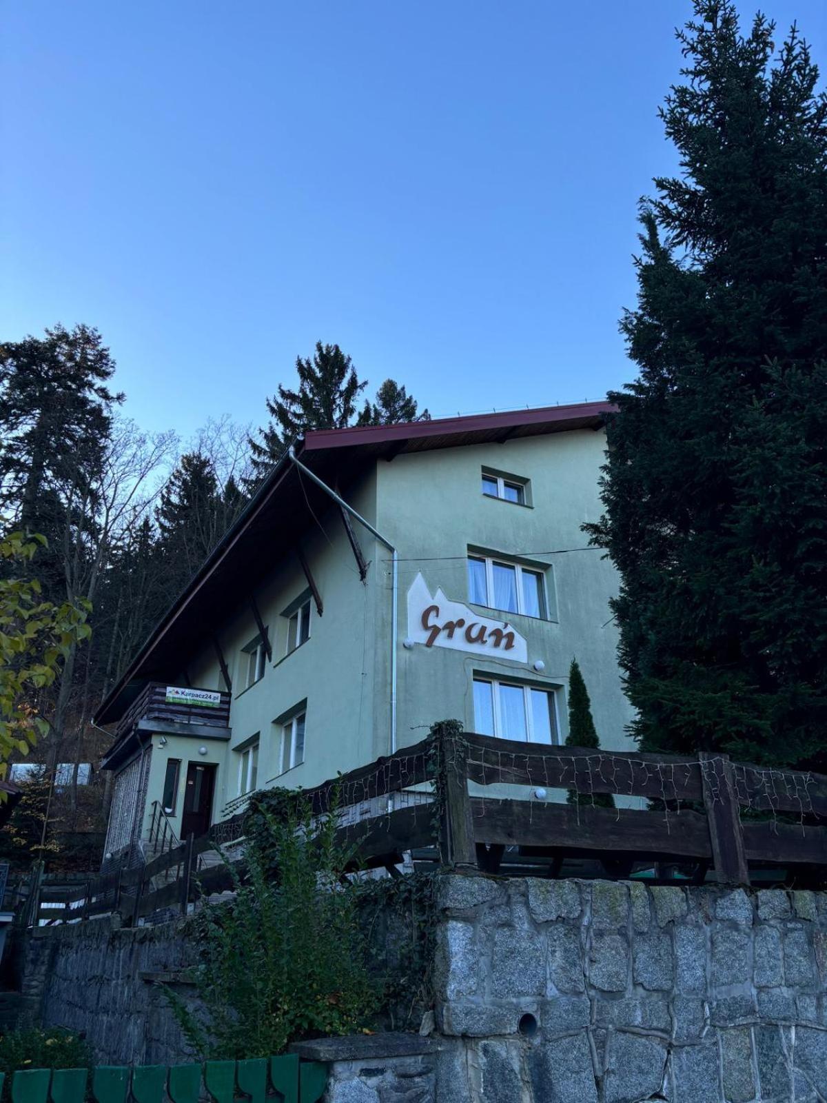 Hotel Pensjonat Gran à Karpacz Extérieur photo